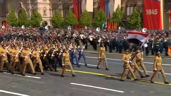 علم مصريختتم الرئيس