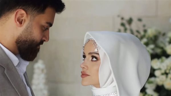 عبير الصغير وزوجها