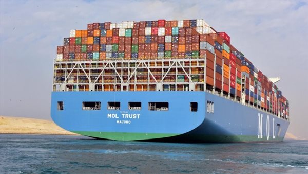 قناة السويس 