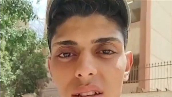 أحد الطلاب الذين