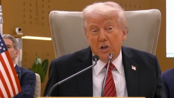 الرئيس الأمريكي دونالد