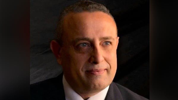 أيمن النحراوي