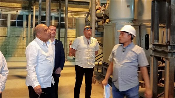 وزير الكهرباء 