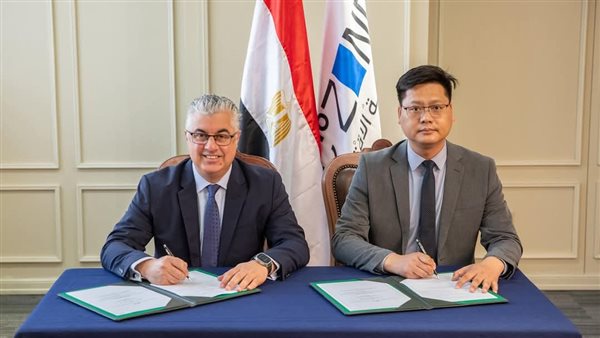 رئيس اقتصادية قناة