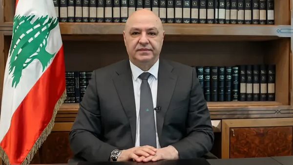  الرئيس اللبناني،