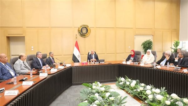 وزير النقل والصناعة