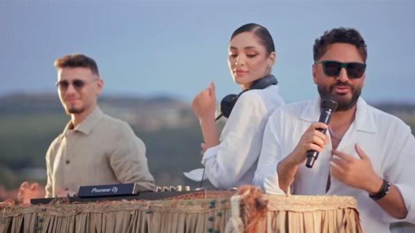 أغنية ملكة جمال الكون