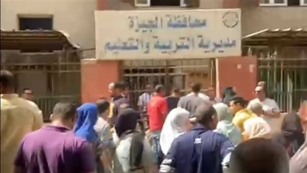 أزمة تسكين طلاب رياض