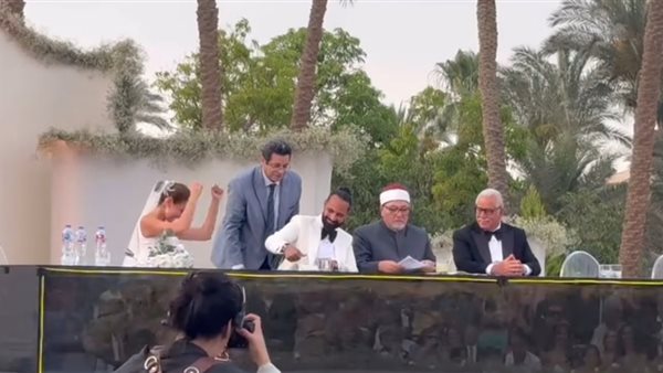 عقد قران أمينة خليل