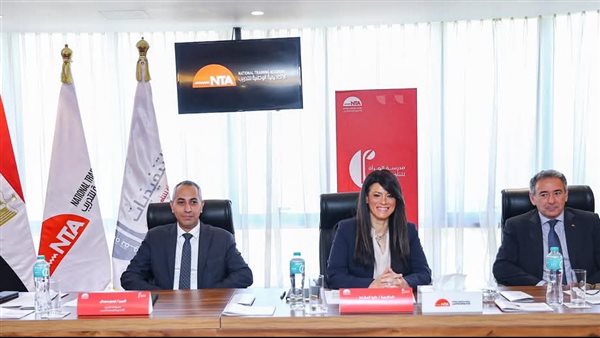 وزيرة التخطيط 