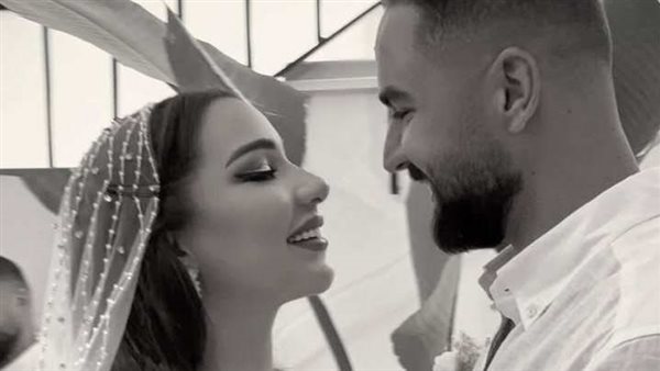 أسما شريف منير وزوجها