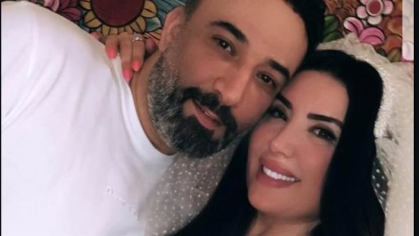 عبير صبري وزوجها