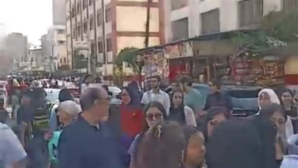 توافد طلاب الثانوية