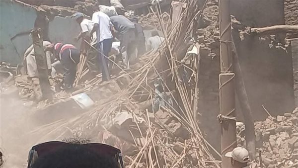 انهيار منزل