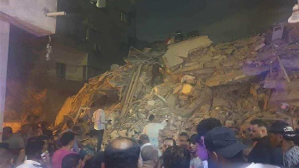 انهيار عقار نور الشريف