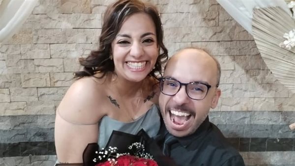 مينا أبو الدهب وخطيبته