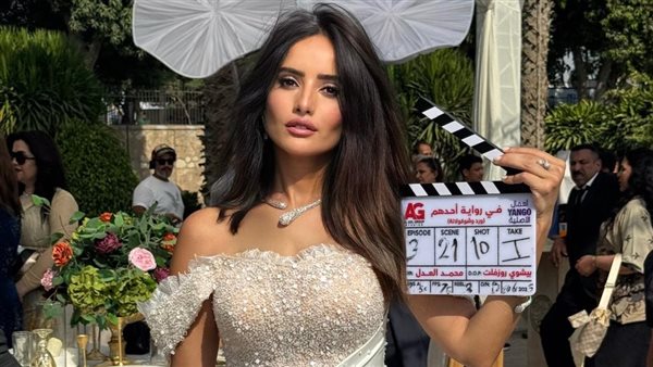 زينة من كواليس تصوير