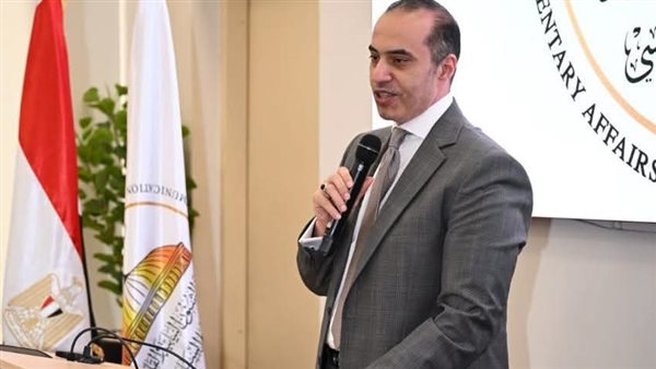 وزير الشؤون النيابية