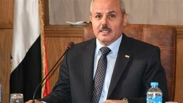 رئيس جامعة قناة السويس