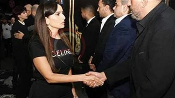 زينة في عزاء والد