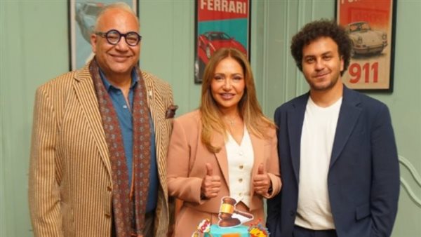 أبطال فيلم ابن مين