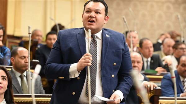 النائب أحمد مقلد،