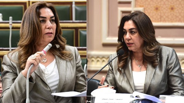 منال عوض ما بين اجتماعات