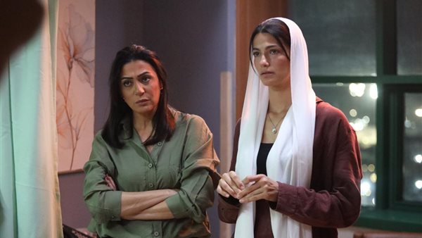 تارا عماد في حكاية