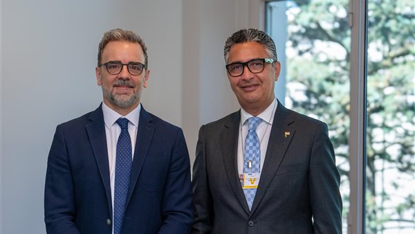 وزير التموين 