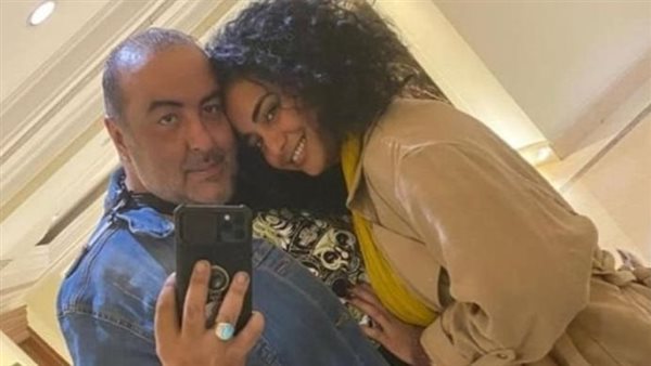 سامح عبد العزيز ونانسي