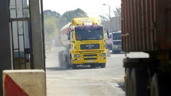 أول شحنة وقود تدخل