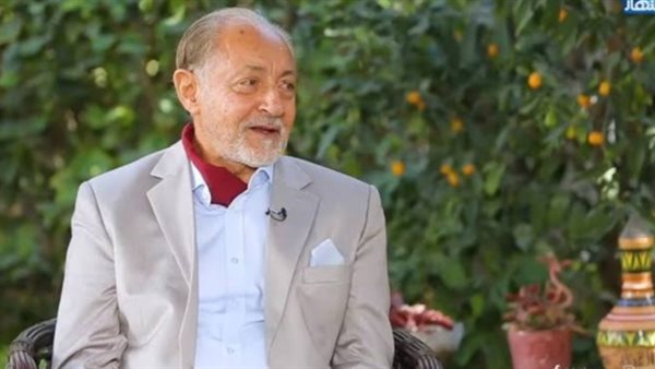 عبد العزيز مخيون