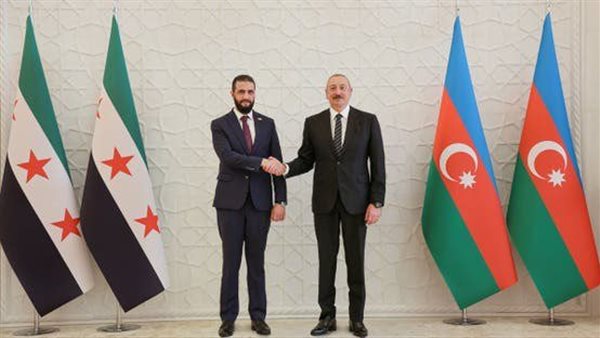 مسؤول سوري يجتمع