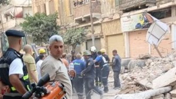 عقار العطارين المنهار