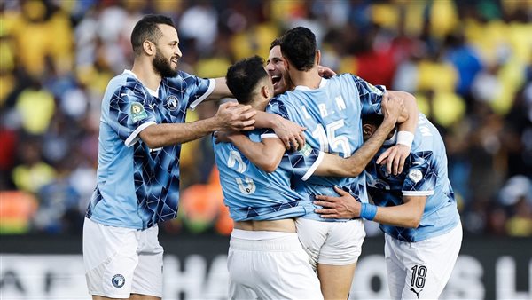 فريق بيراميدز 