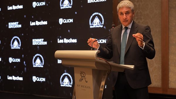  شريف فتحي وزير السياحة