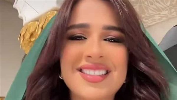 ياسمين عبد العزيز