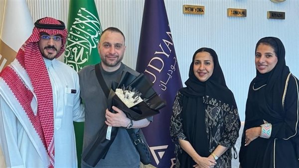 وصول حسام حبيب إلى