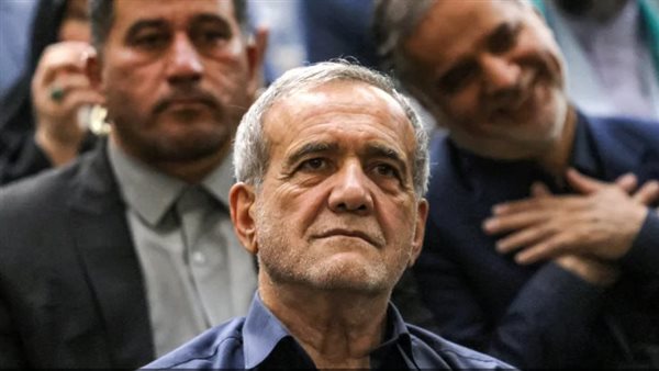 الرئيس الإيراني مسعود