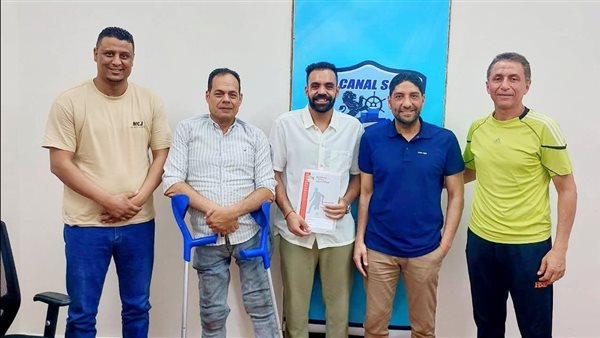 شاهين مع مسؤلي القناة