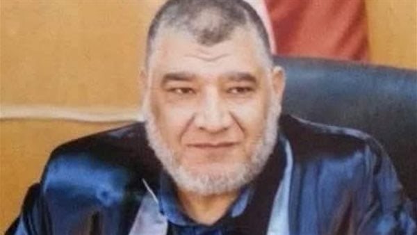 دكتور جامعي