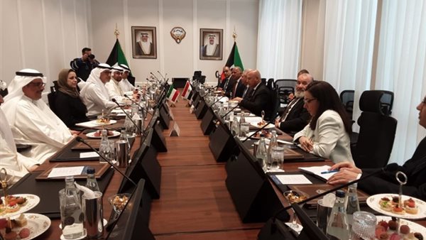 وزير الصناعة والنقل