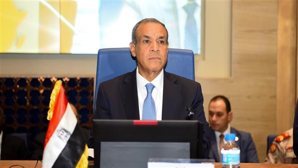 بدر عبد العاطي 