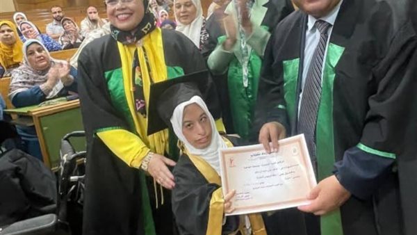 جامعة القاهرة 