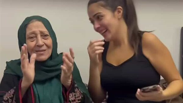 وئام مجدي وجدتها