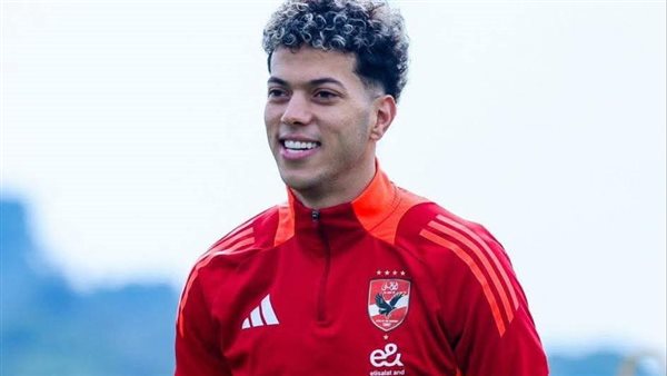 إمام عاشور لاعب الفريق