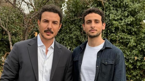 ورد عجيب ـ باسل خياط