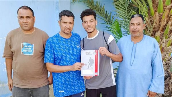 جمعة مع مسؤلي الأهلي