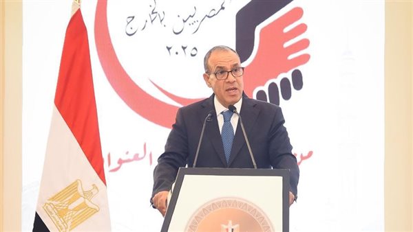 بدر عبد العاطي 