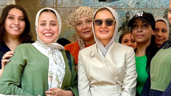 الدكتورة سحر نصر،